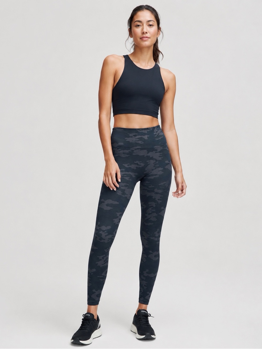 SPANX Women Camo Seamless Leggings MEDIUM Athleisure Activewear Sporty Outdoor